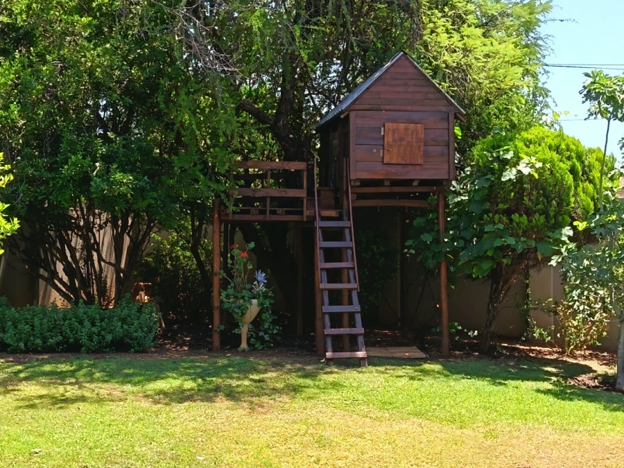 4 Bedroom Property for Sale in Doringkruin North West